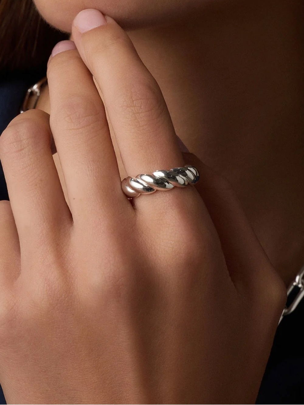 Gorjana Crew Helium Ring Polished Twisted Band Ring - Silver Size 6